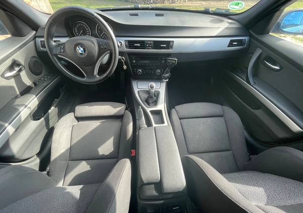 BMW Seria 3 cena 22500 przebieg: 281000, rok produkcji 2008 z Słupsk małe 37